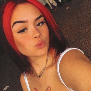 Meet your Posher, Isabella